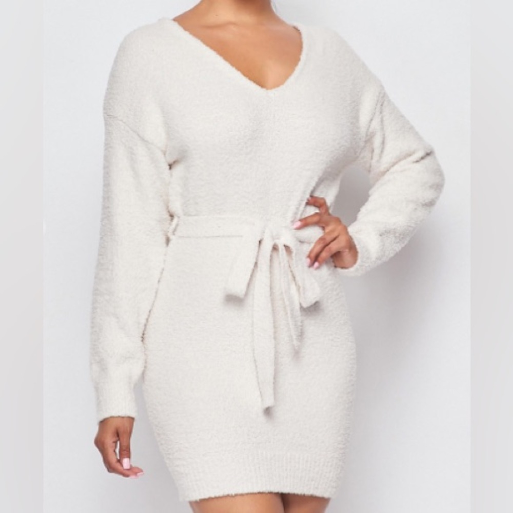 Chic Cozy Creme Long Sleeve Dress